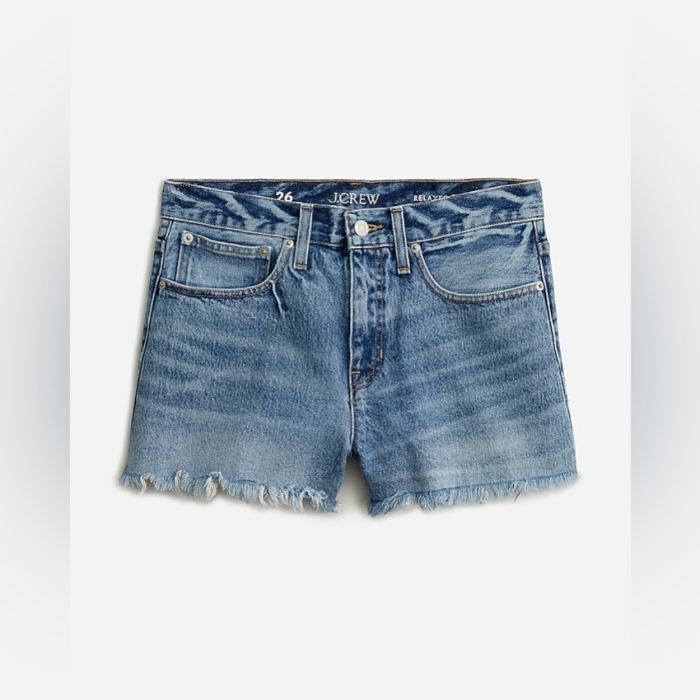 J Crew Relaxed denim short in Baxter Street wash
Item BF378